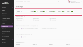 Courses & Diplomas settings page. Grades status bar is highlighted. In the status bar are 5 toggles turned on. Each toggle is for a grade from 8th to 12th